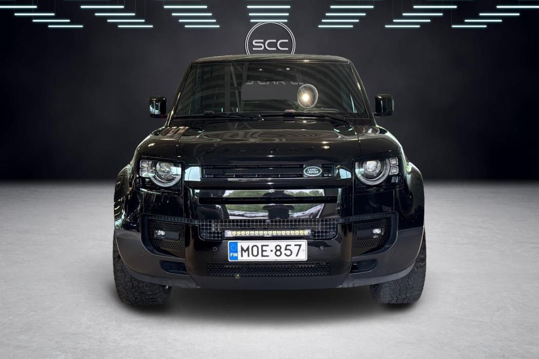 Land Rover Defender 2022