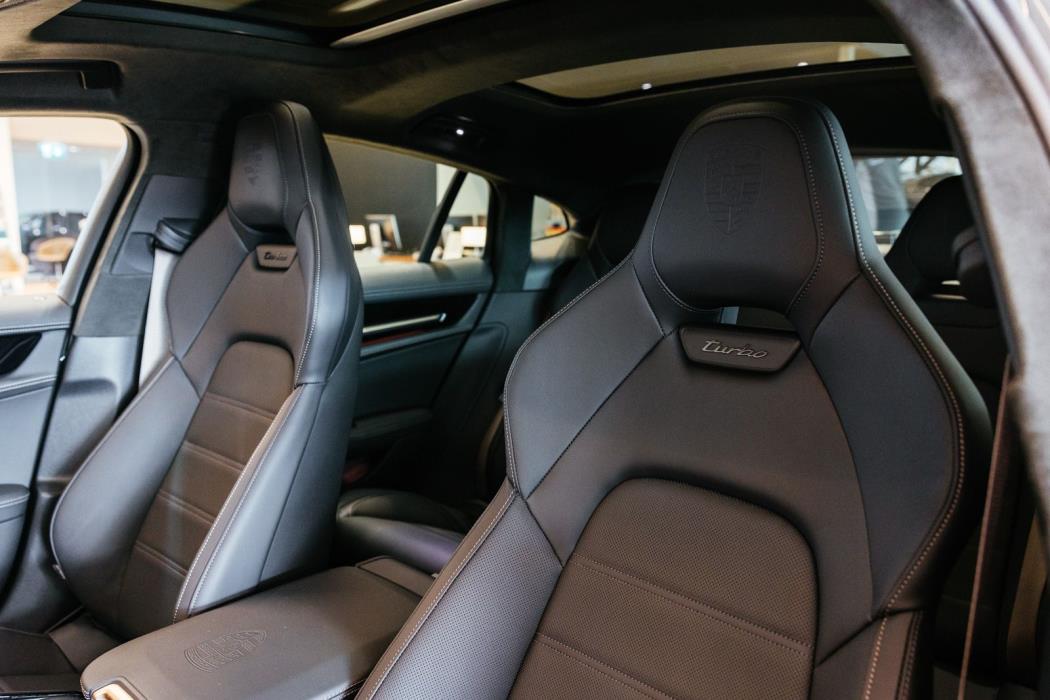 Porsche Panamera 2025