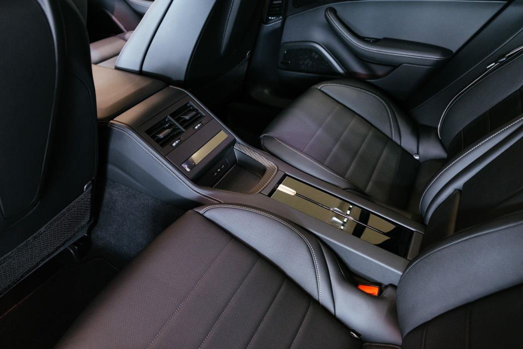 Porsche Panamera 2025