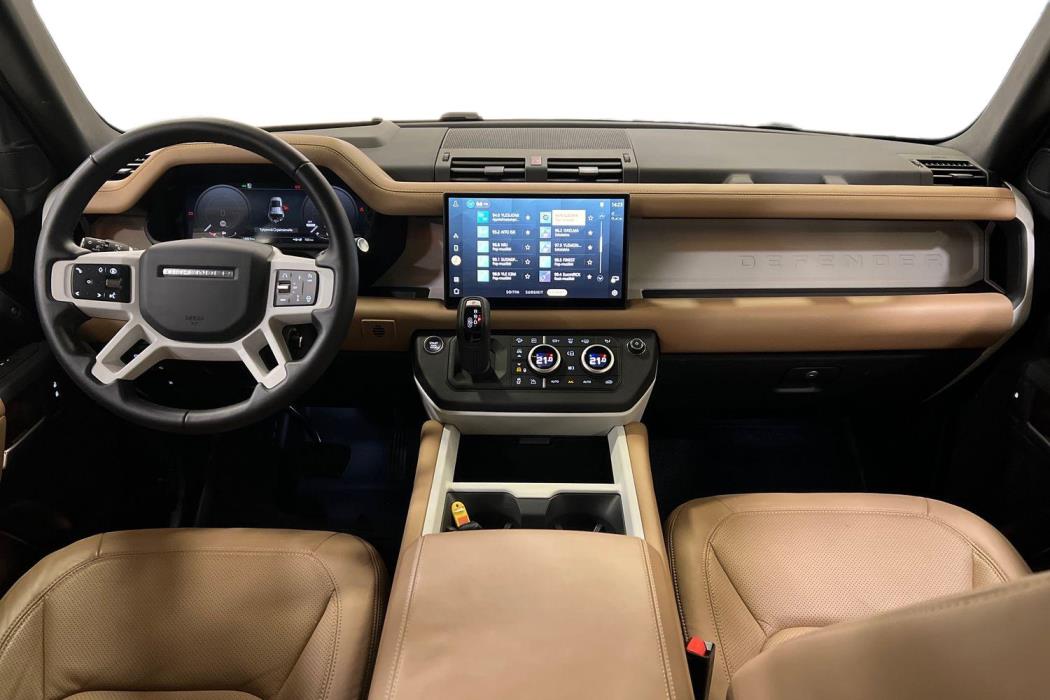 Land Rover Defender 2025