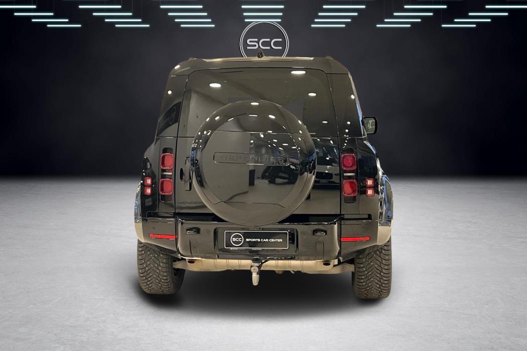 Land Rover Defender 2025