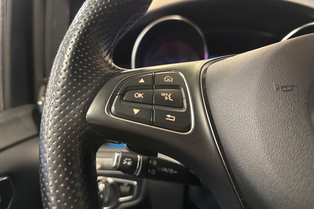 Mercedes-Benz V 2020