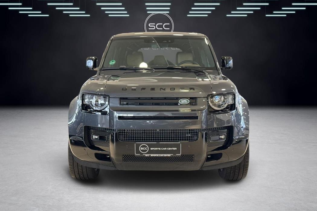 Land Rover Defender 2025