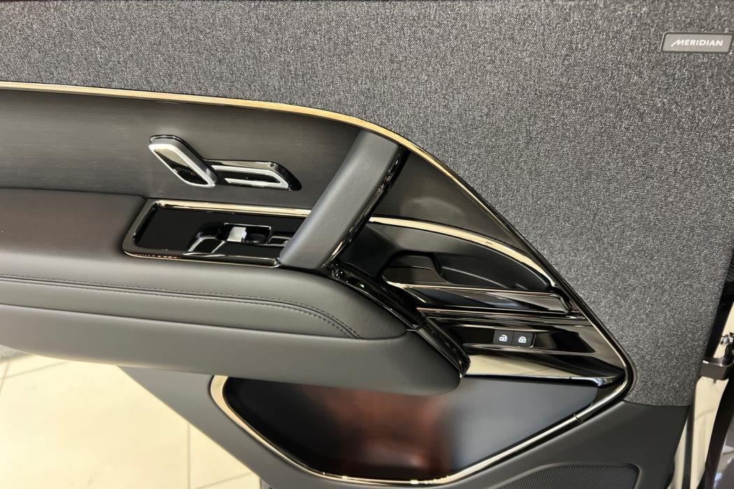 Land Rover Range Rover Sport 2024