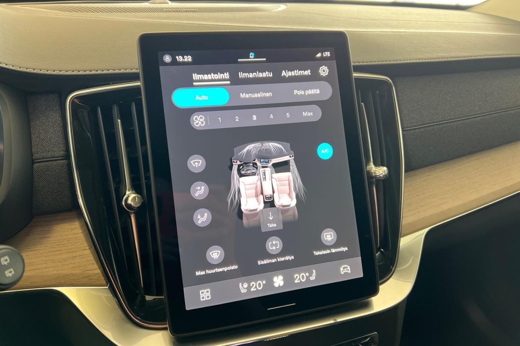 Volvo XC90 2025