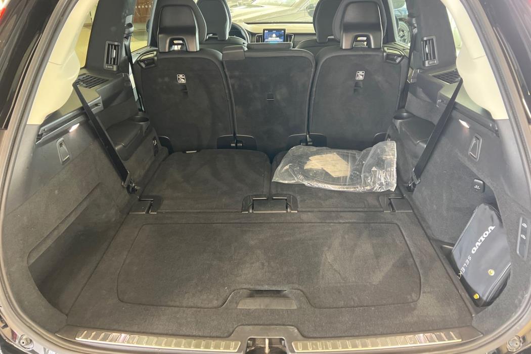Volvo XC90 2025