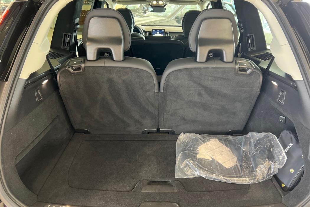 Volvo XC90 2025