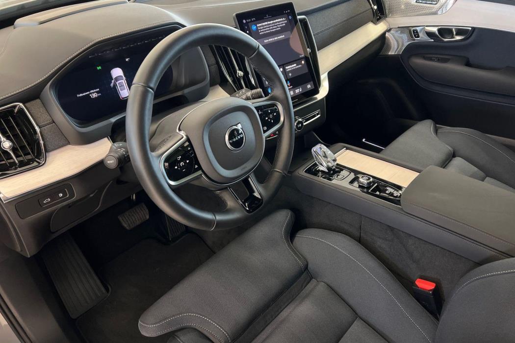 Volvo XC90 2025