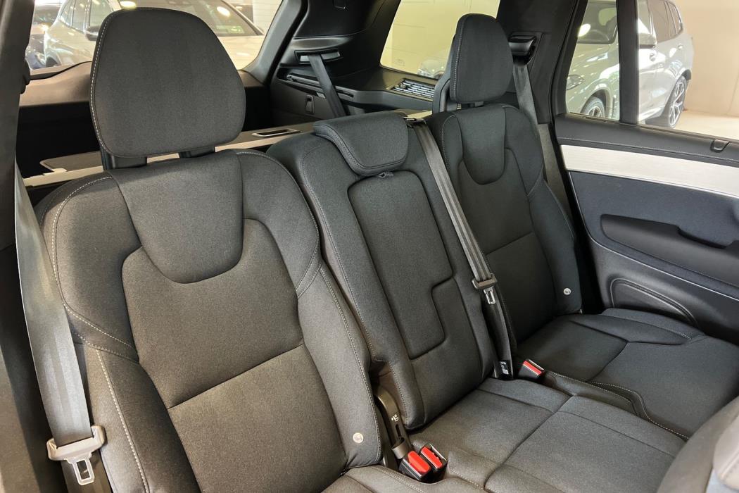 Volvo XC90 2025