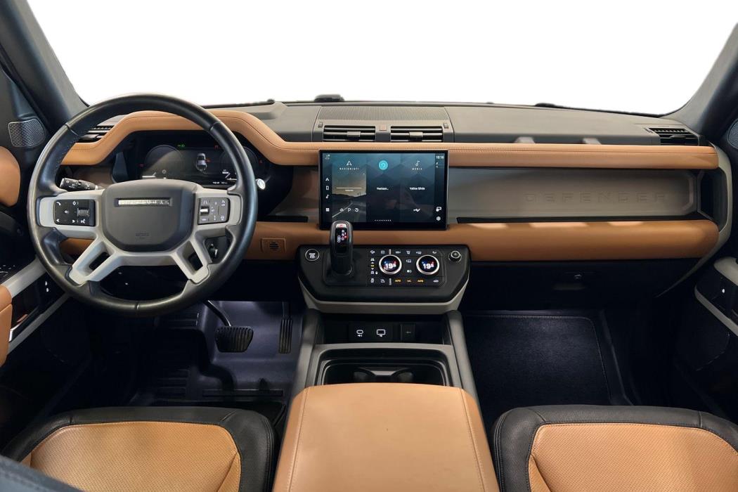 Land Rover Defender 2023