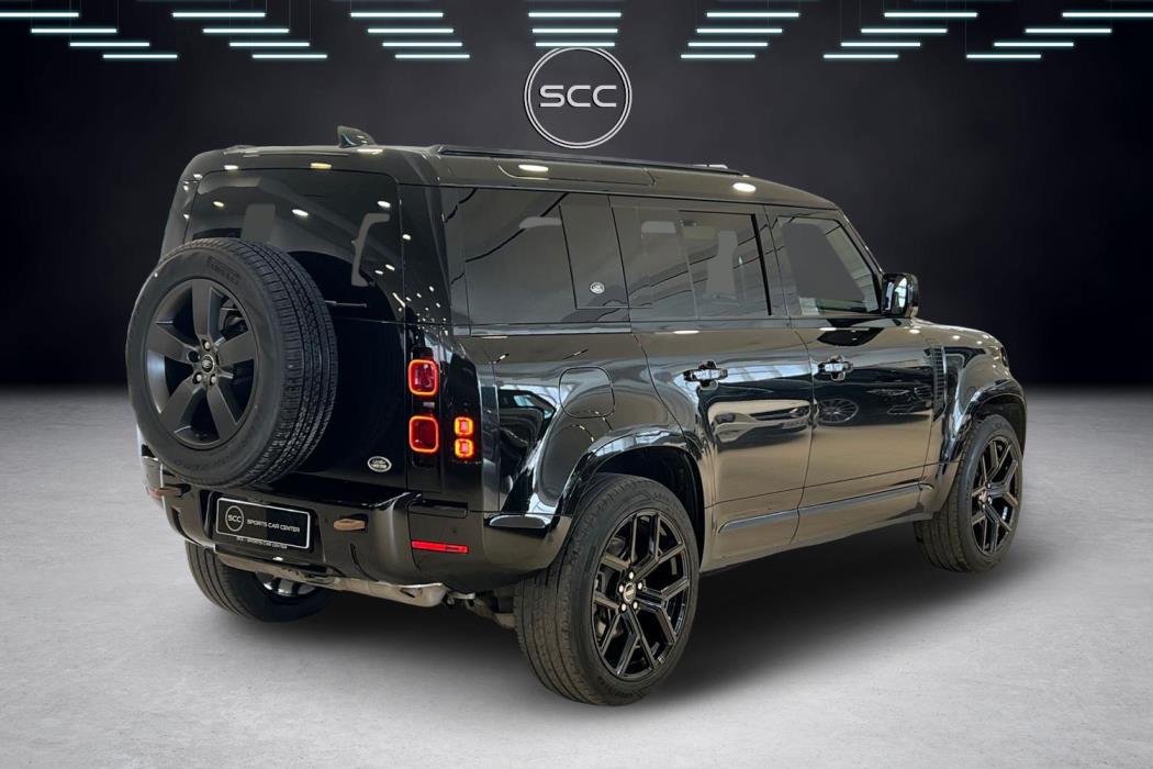 Land Rover Defender 2023