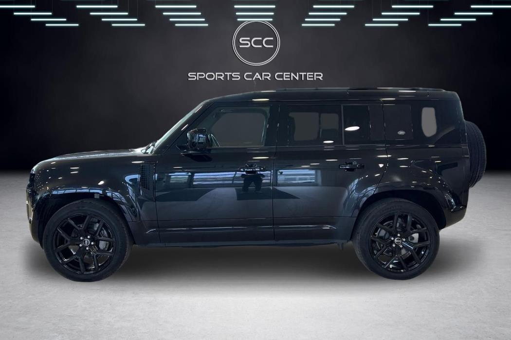 Land Rover Defender 2023
