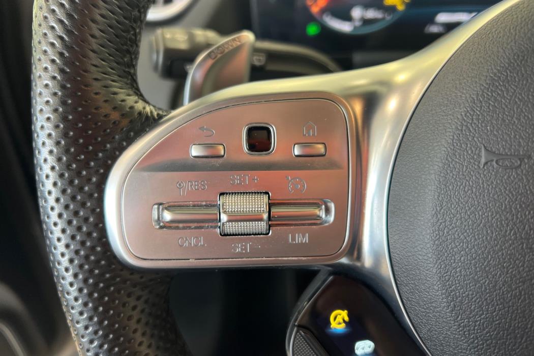 Mercedes-Benz GLA 2023
