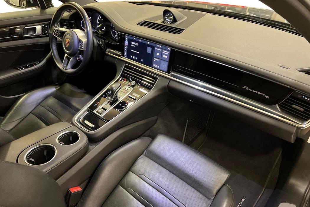 Porsche Panamera 2020