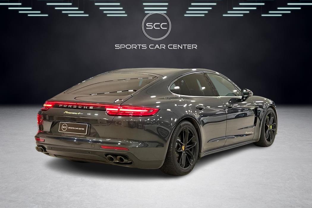 Porsche Panamera 2020