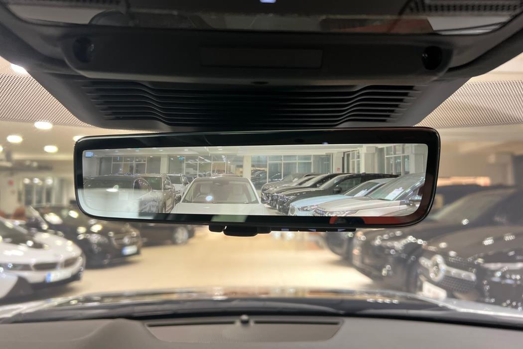 Land Rover Discovery Sport 2024