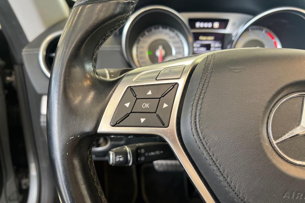 Mercedes-Benz SL 2012