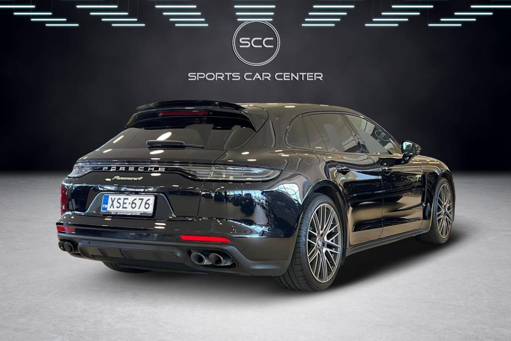 Porsche Panamera 2021