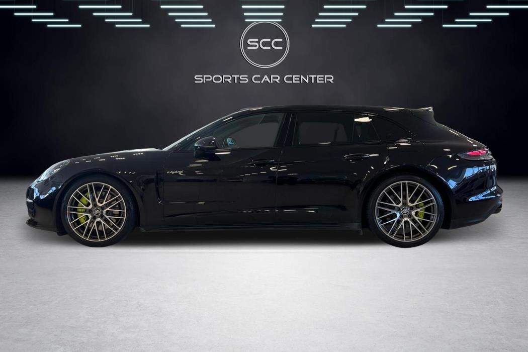 Porsche Panamera 2021