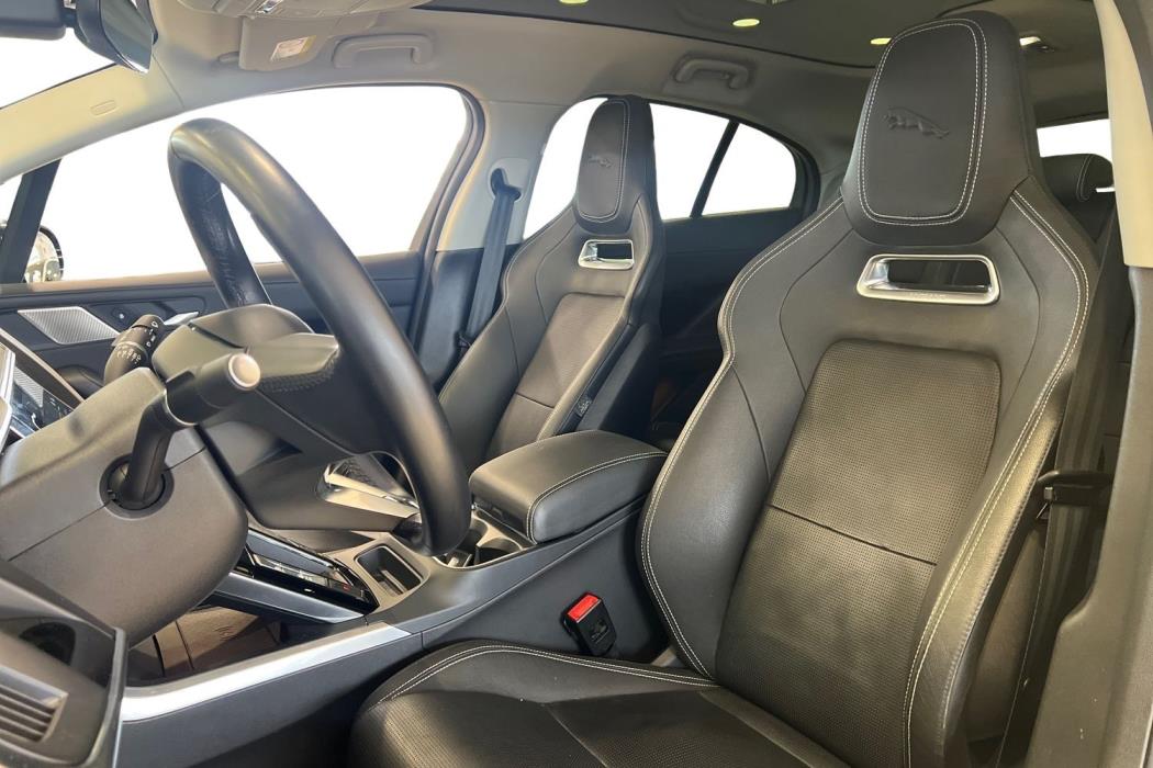 Jaguar I-pace 2023