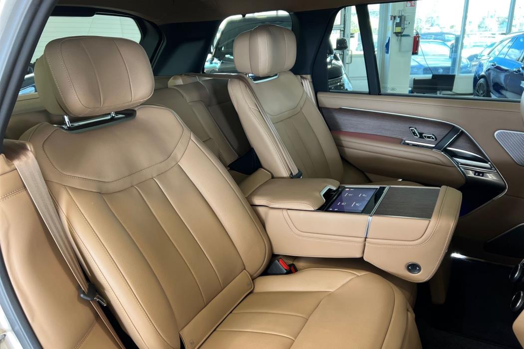 Land Rover Range Rover 2025