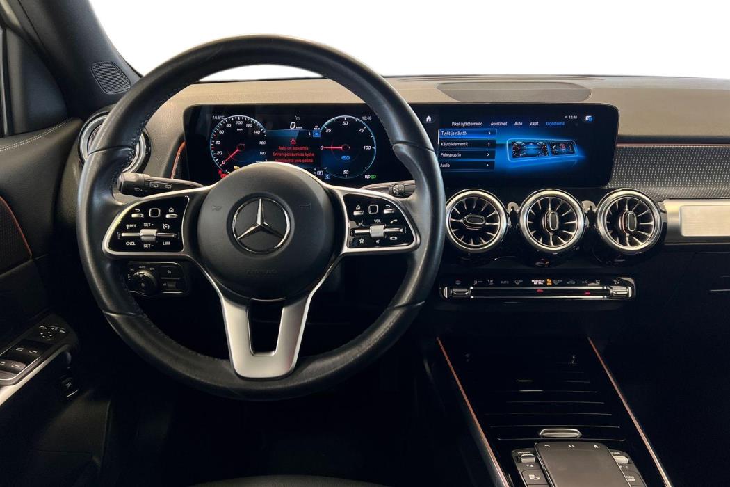 Mercedes-Benz EQB 2023