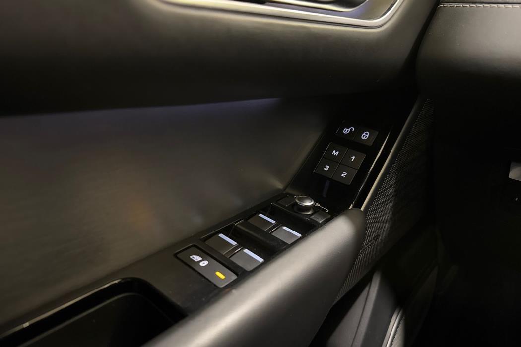 Land Rover Range Rover Velar 2018