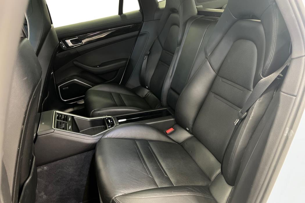Porsche Panamera 2018