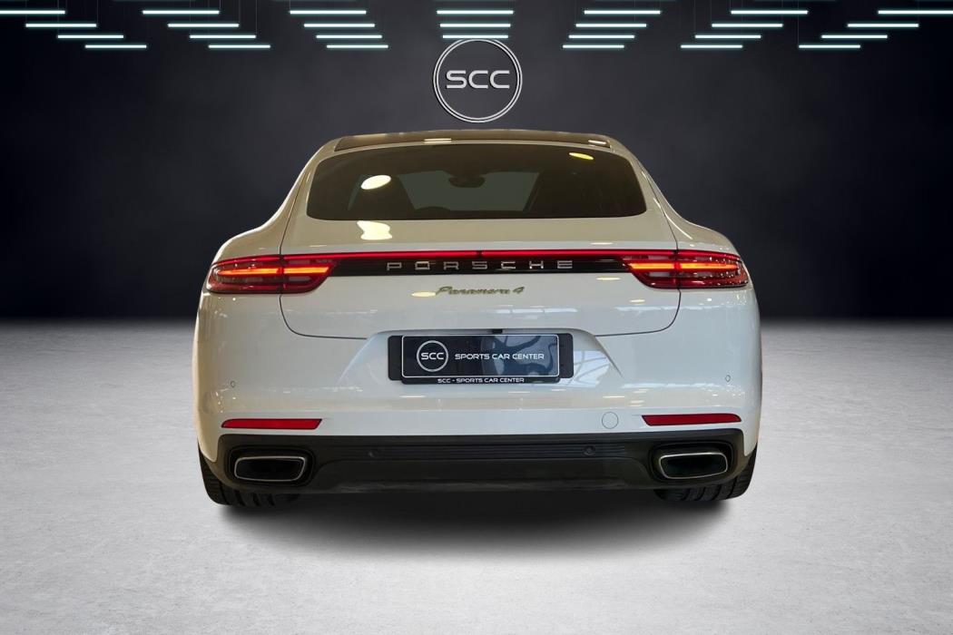 Porsche Panamera 2018