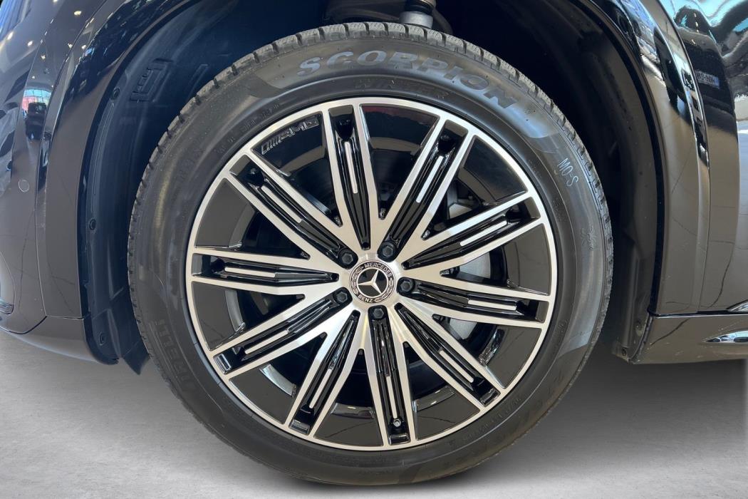 Mercedes-Benz EQS SUV 2023
