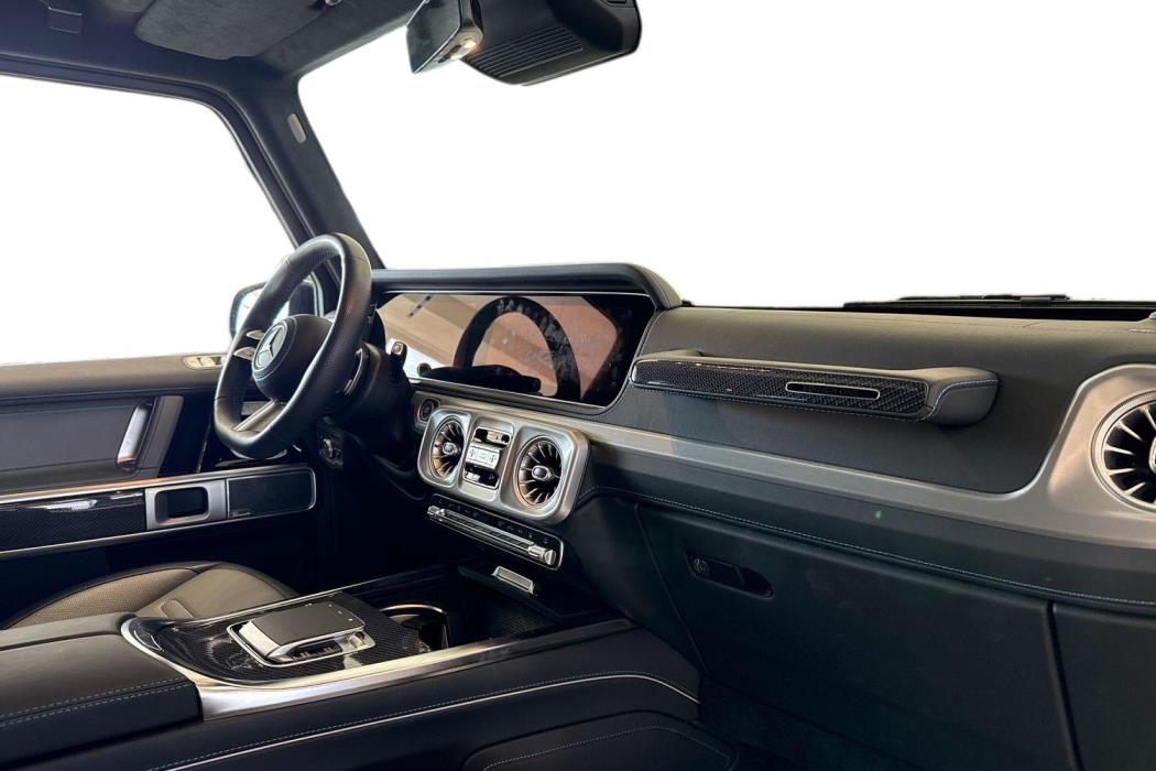 Mercedes-Benz G 2025