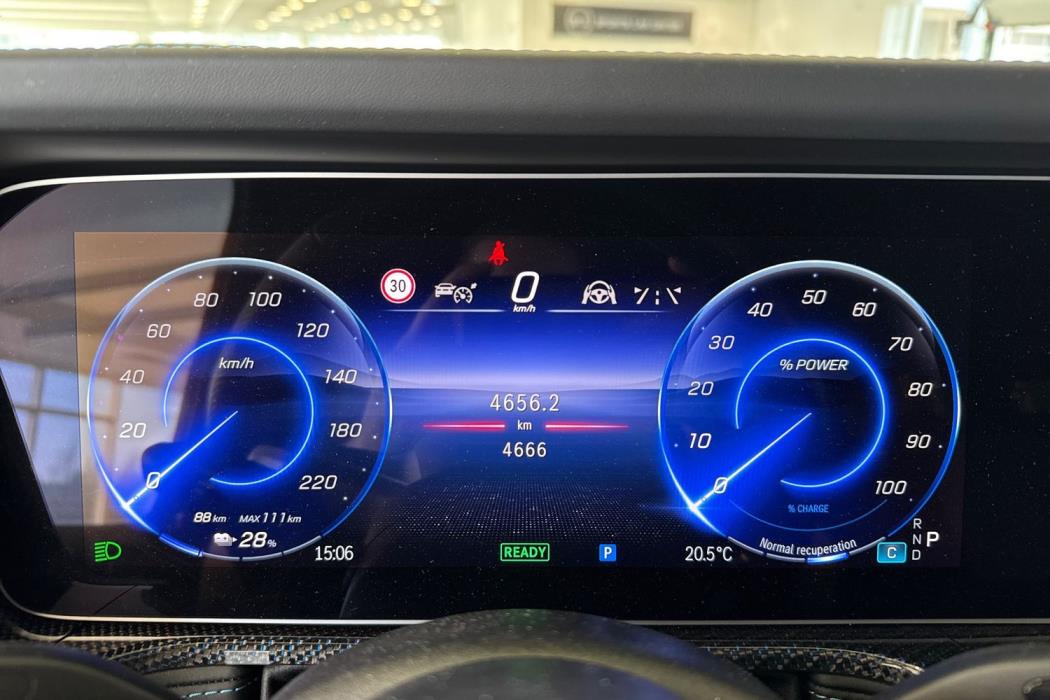 Mercedes-Benz G 2025