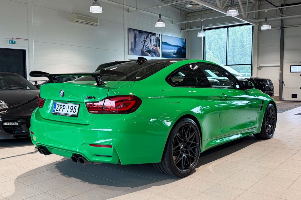 BMW M4 2019