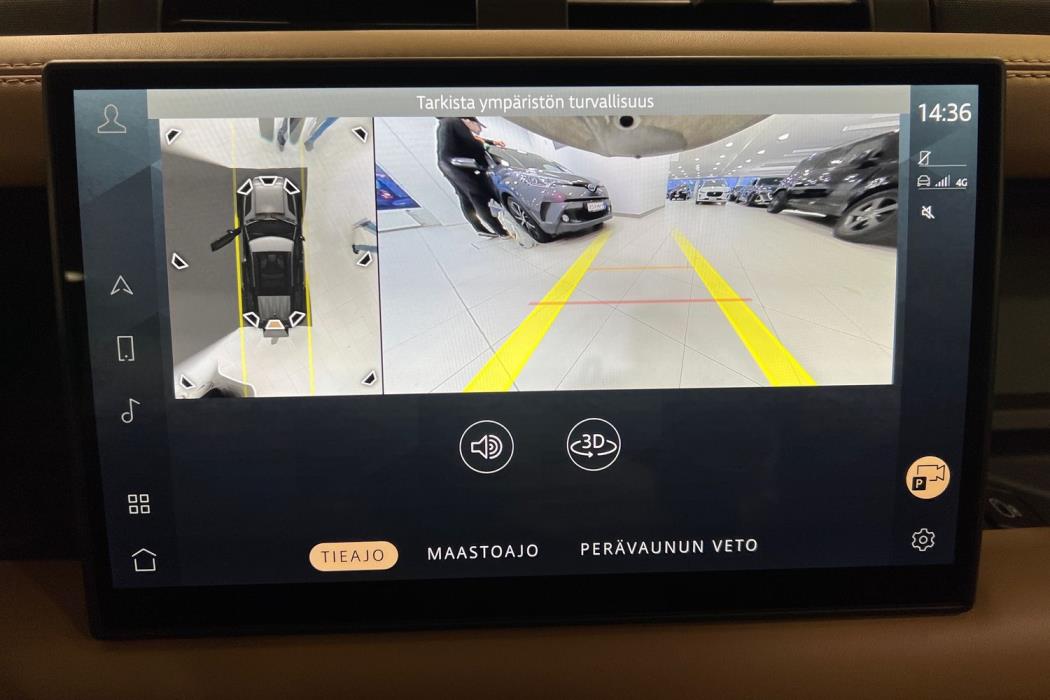 Land Rover Defender 2025