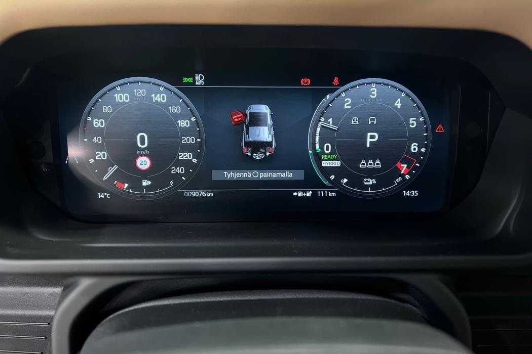 Land Rover Defender 2025