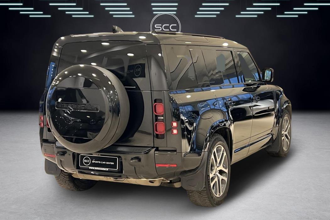 Land Rover Defender 2025