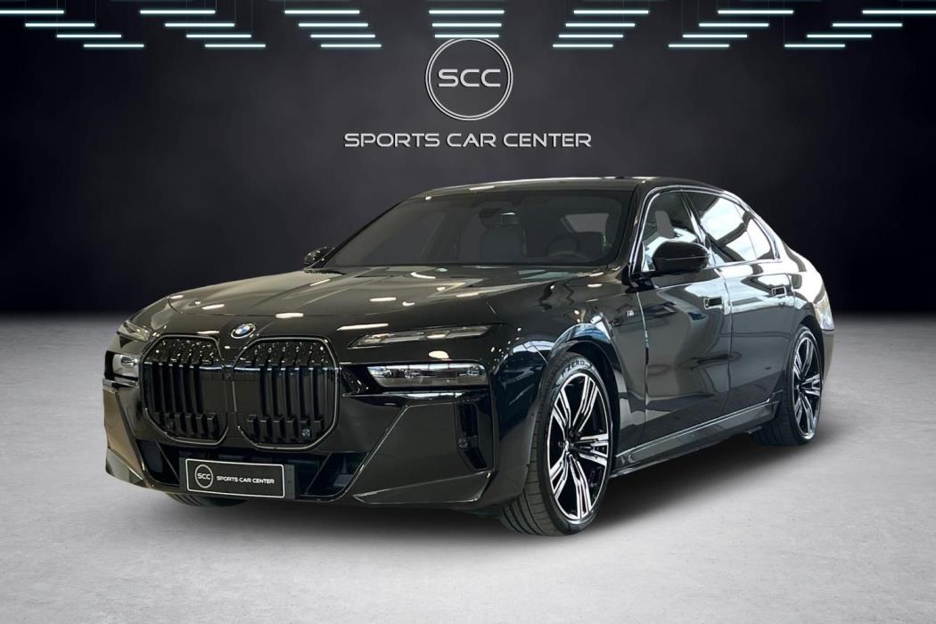 BMW i7 2024