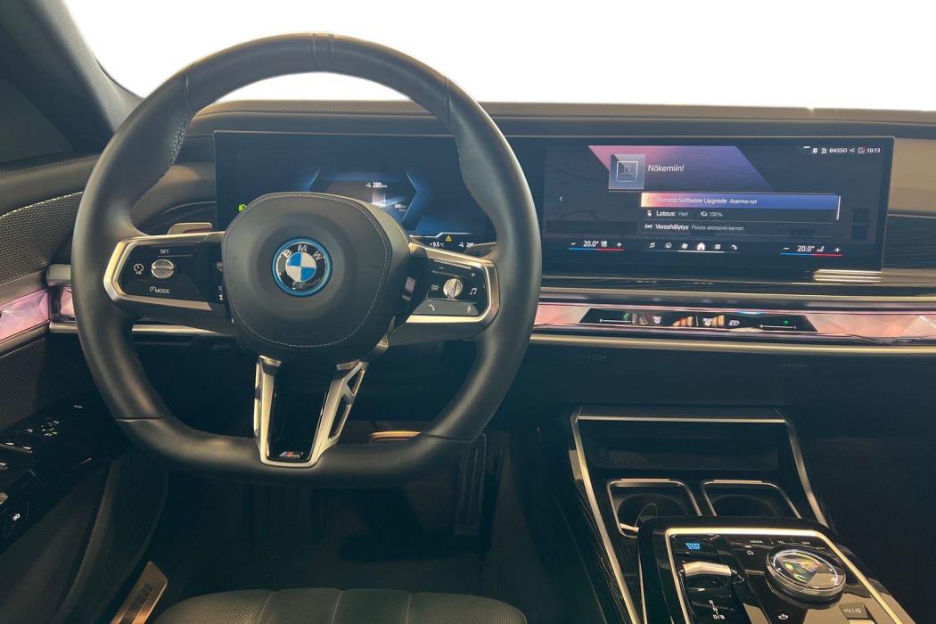 BMW i7 2024