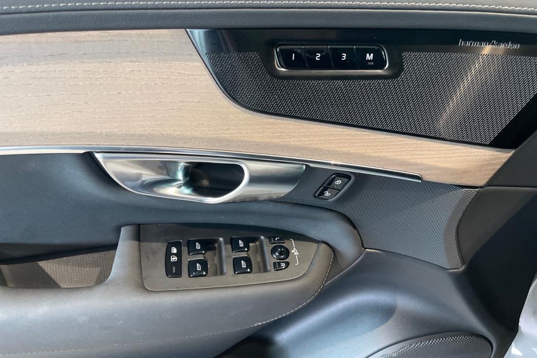 Volvo XC90 2026
