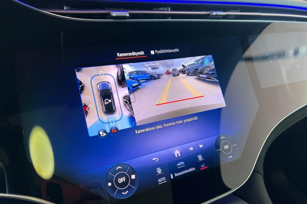 Mercedes-Benz EQE SUV 2025