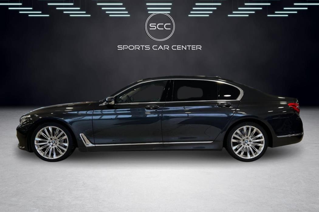 BMW 750 2018