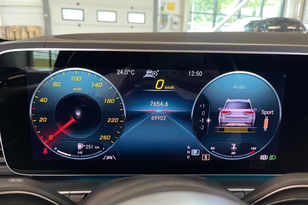 Mercedes-Benz GLS 2021