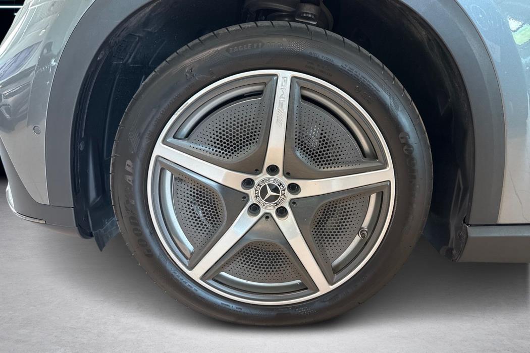 Mercedes-Benz EQE SUV 2025