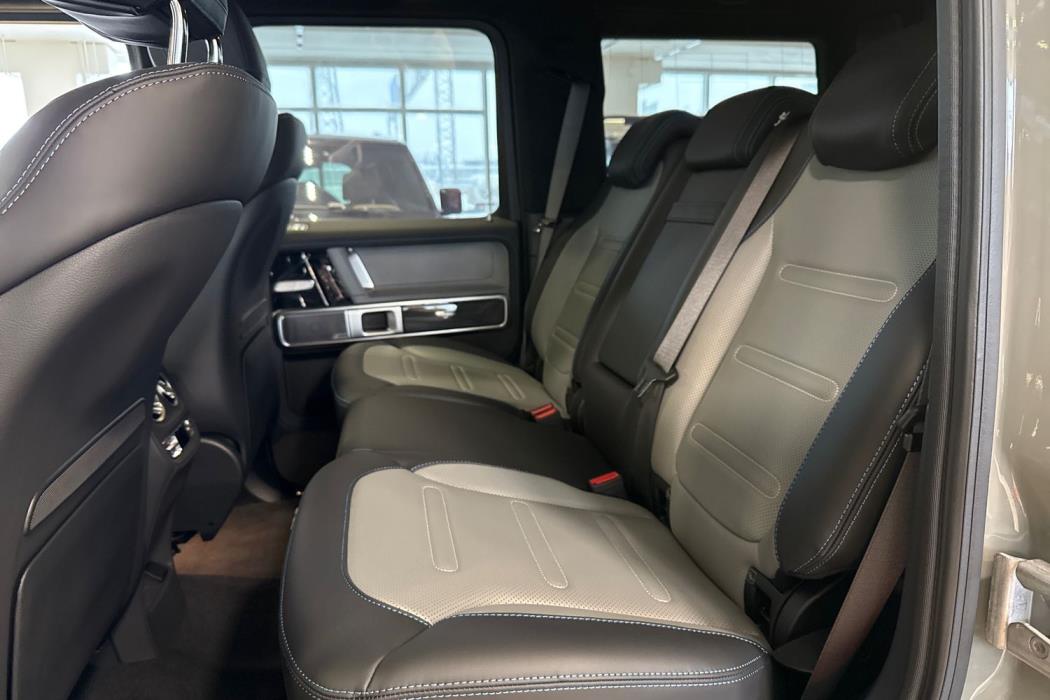 Mercedes-Benz G 2025