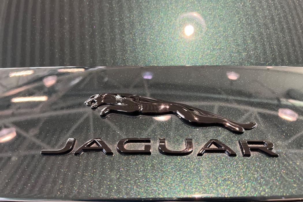Jaguar F-type 2021