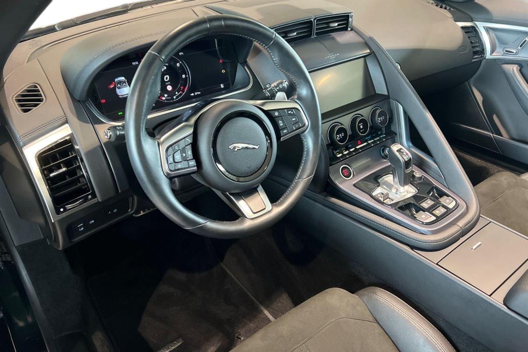 Jaguar F-type 2021