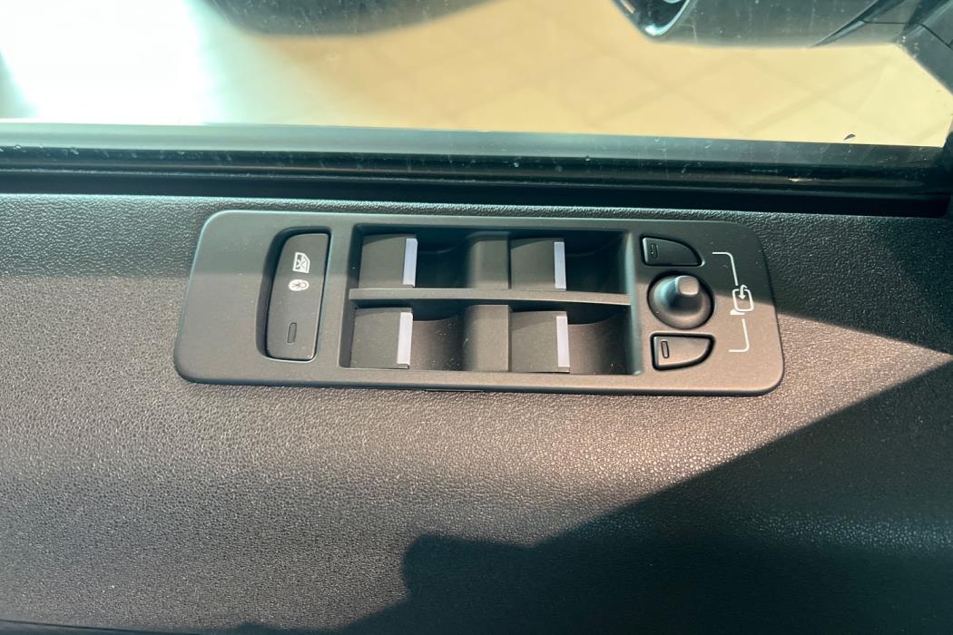 Land Rover Discovery Sport 2023