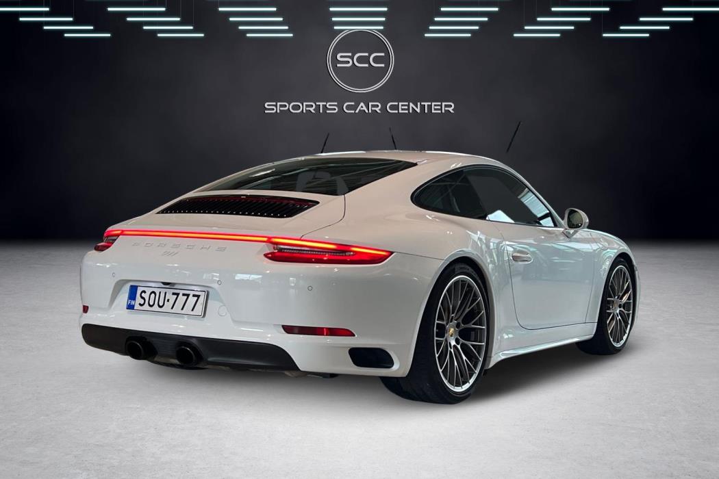 Porsche 911 2016