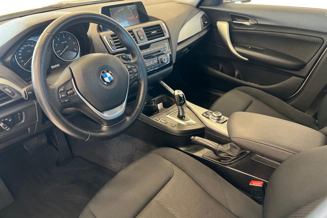 BMW 118 2017