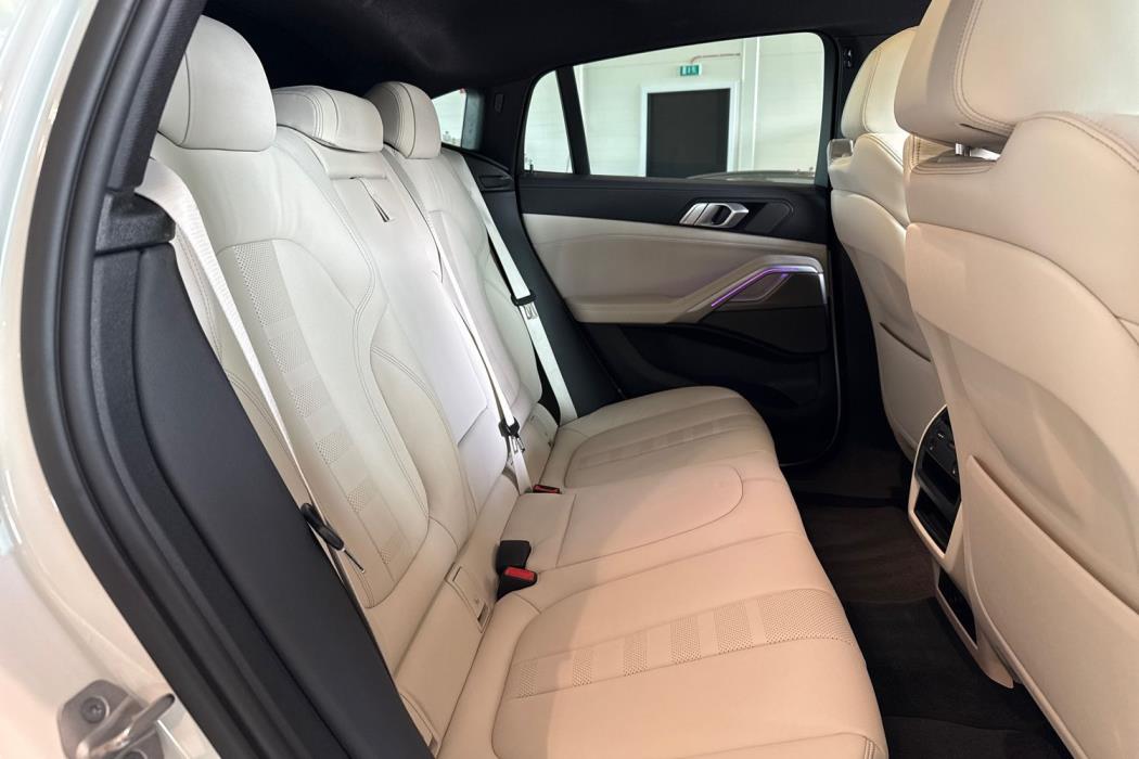 BMW X6 2021